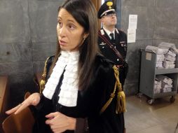 La abogada Paola Rubini, miembro del equipo legal de Silvo Berlusconi, en el Tribunal de Milán durante el juicio por el caso Ruby. EFE /