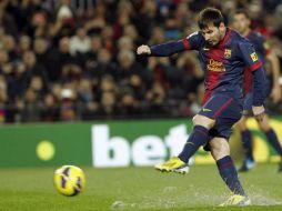 ''La Pulga'' llegó a los 202 goles de su carrera en la liga española, convirtiéndose en el jugador más joven en hacerlo. EFE /