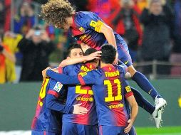 Los ''blaugrana'' superan a los ''merengues'' en la tabla de La Liga por 15 puntos. XINHUA /