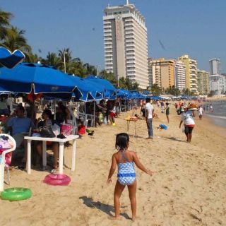 Sube el turismo, pero cae la inversión en 2012