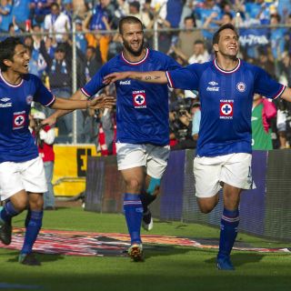 ''Chaco'' Giménez espera que Cruz Azul no sufra baja de Aquino