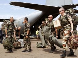 El Gobierno británico analiza qué tipo de ayuda necesita Francia contra los militantes islamistas. EFE /