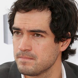 Alfonso Herrera decide participar en telenovela de Salvador Mejía