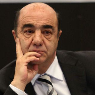 La PGR investiga posibles fallas en caso Cassez