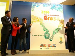 El país se declara listo para la máxima justa mundial en el futbol. EFE /