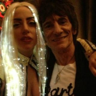 Ron Wood comparte foto con Lady Gaga