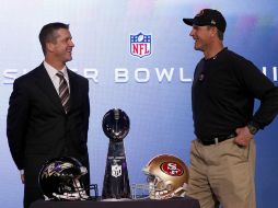 John y Jim Harbaugh son los primeros entrenadores en jefe, que siendo hermanos se enfrentan en un Super Bowl. REUTERS /