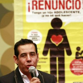 Yordi Rosado recibe Presea Luminaria de Oro