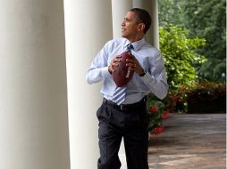 Barack Obama será uno de los millones de televidentes que verán el juego de esta tarde entre Cuervos y 49ers.  /