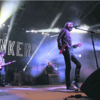Los Bunkers lanzan ''Bailando solo'', su nuevo sencillo