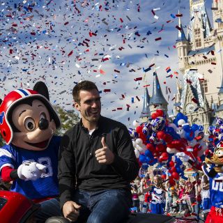 Flacco se llena de premios y elogios