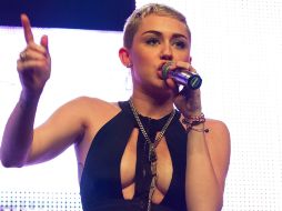 En esta ocasión las flechas cruzadas tienen un significado de amistad. ARCHIVO /