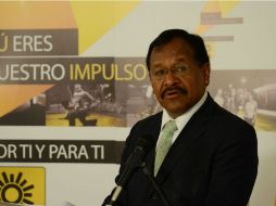 Alejandro Sánchez Camacho, secretario general del PRD, durante la conferencia de prensa en la que se dio a conocer la propuesta. NTX /