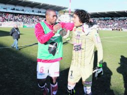 Héroe. El arquero atajó un penal al Lyon y ayudó para que Ajaccio ganara 3-1.  /