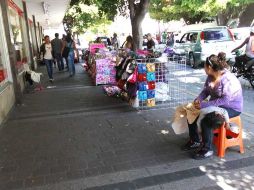 En el periodo de 2010 a 2012 el número de ambulantes paso de 406 a más de mil. ARCHIVO /