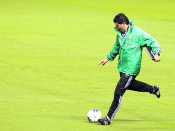 En sus marcas... El Tri de ''Chepo'' de la Torre entra en acción mañana a las 20:30 horas, recibiendo a Jamaica en el Estadio Azteca. MEXSPORT /