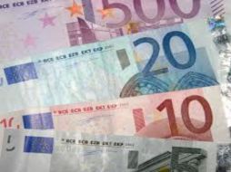 La Comisión Europea propone vigilar de cerca las operaciones financieras de jefes de Estado. ARCHIVO /