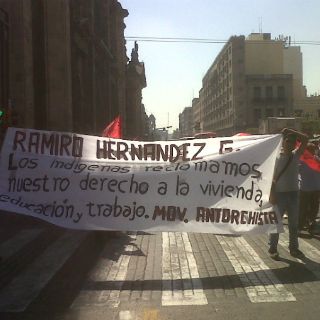 Antorcha Campesina se manifiesta frente a Palacio Municipal