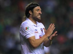 Mariano Pavone se siente mejor con más atacantes en el Cruz Azul. MEXSPORT /