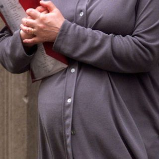 Surge nueva opción para embarazos en mujeres de edad avanzada