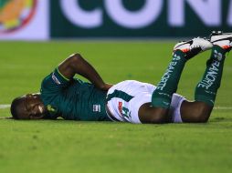 Yovanny Arrechea se queja de una lesión al enfrentar al Deportes Iquique. MEXSPORT /