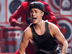 Justin Bieber, durante su presentación en los American Music Awards. REUTERS /