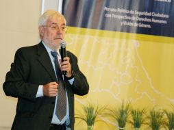 Franz Vanderschueren en el foro “Hacia una política de seguridad ciudadana con perspectiva de género y derechos humanos”.  /