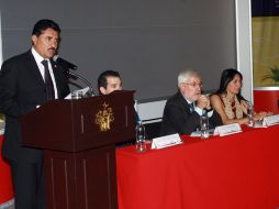 El alcalde Ramiro Hernández inaugura el foro Hacia una política de seguridad ciudadana con perspectiva de género y derechos humanos.  /