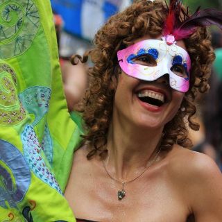 Comparsas se rebelan contra ''privatización'' de carnaval de Río
