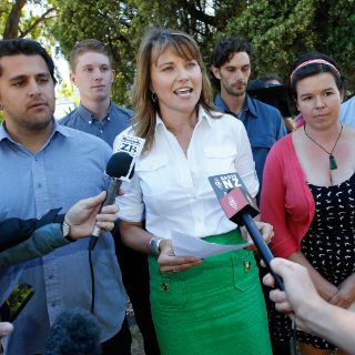 Multan a ''Xena''' por protesta contra petrolero de Shell