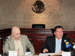 Los exintegrantes del Consejo de la Judicatura del Poder Judicial, Miguel Gutiérrez Barba (i) y Luis Enrique Villanueva (d). ARCHIVO /