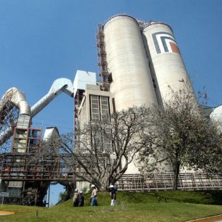 Cemex perdió 489 MDD en cuarto trimestre de 2012