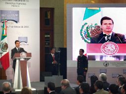 El Presidente Enrique Peña Nieto, durante la entrega del informe de los Derechos Humanos en la residencia oficial de Los Pinos. NTX /