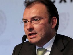 Videgaray afirma que se impulsan leyes que limiten acceso a endeudamiento. ARCHIVO /