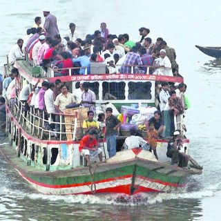 Naufragio en Bangladesh