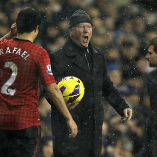 Federación multa a Ferguson por criticar a juez de línea