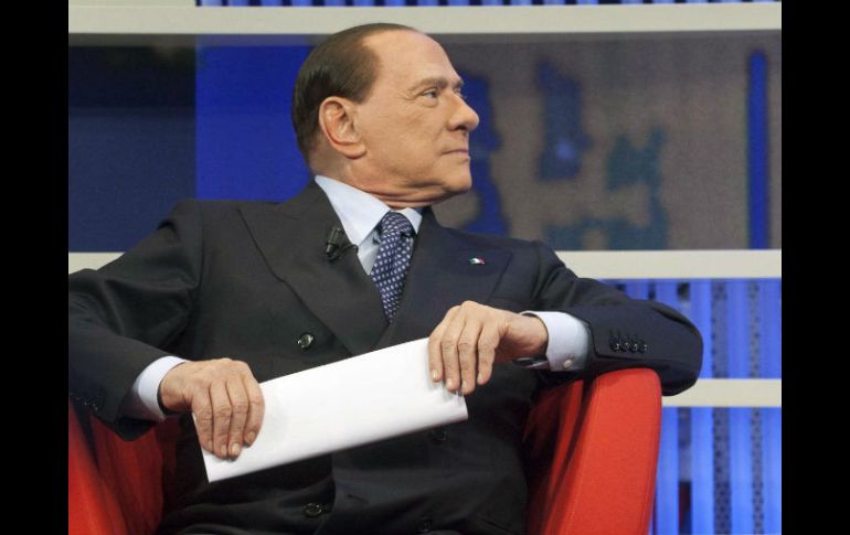 Berlusconi no aparece en una audiencia argumentando que tenía entrevistas televisivas. AP /
