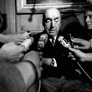 Exhumarán restos de Pablo Neruda por sospechas de homicidio