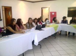 Esta tarde, Diva Gastélum se reunió con las mujeres del ONMPRI, organismo que dirige. ESPECIAL /
