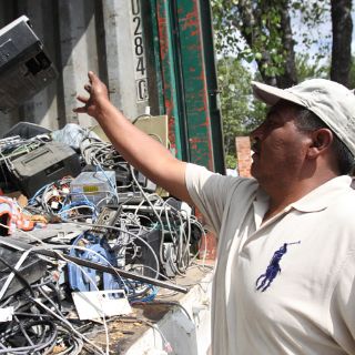 Reciben residuos electrónicos en Los Colomos y Tonalá