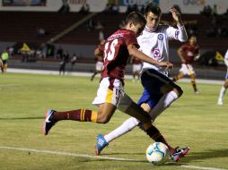 Jürgen Damm, probado hace poco en el Manchester United, aportó al juego de los Tecos. EL INFORMADOR /