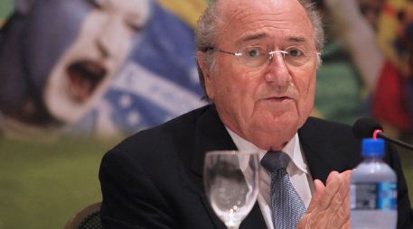 Joseph Blatter, optimisma ante corrupción en el fútbol. ARCHIVO /