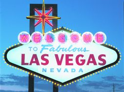 Insignia. Los anuncios luminosos son una constante, cada vez más espectaculares, pues la apuesta es por sorprender siempre.  /