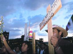 No más muertes. Durante el sexenio de Felipe Calderón, los ciudadanos salieron a las calles para exigir que la paz regrese.  /