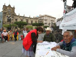 Hay un padrón de 40 mil adultos mayores que reciben pensiones de 500 pesos, menos de lo que marca la ley. ARCHIVO /