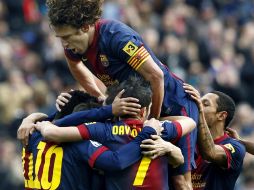 El festejo fue en grande por parte de los jugadores blaugrana. EFE /