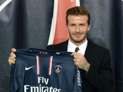 La llegada de 'Becks' a Francia ha causado sensación en aficionados y prensa. AFP /