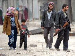 El pueblo sirio ha resistido crímenes brutales, en la opinión del líder opositor. AFP /