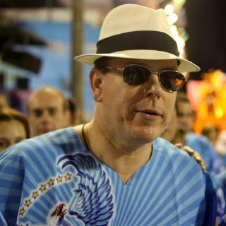 El príncipe de Mónaco se disfraza de carioca