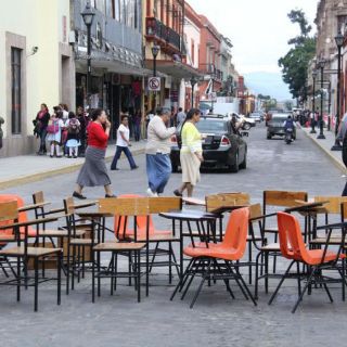 Sindicalizados de universidad de Oaxaca inician paro de 12 horas
